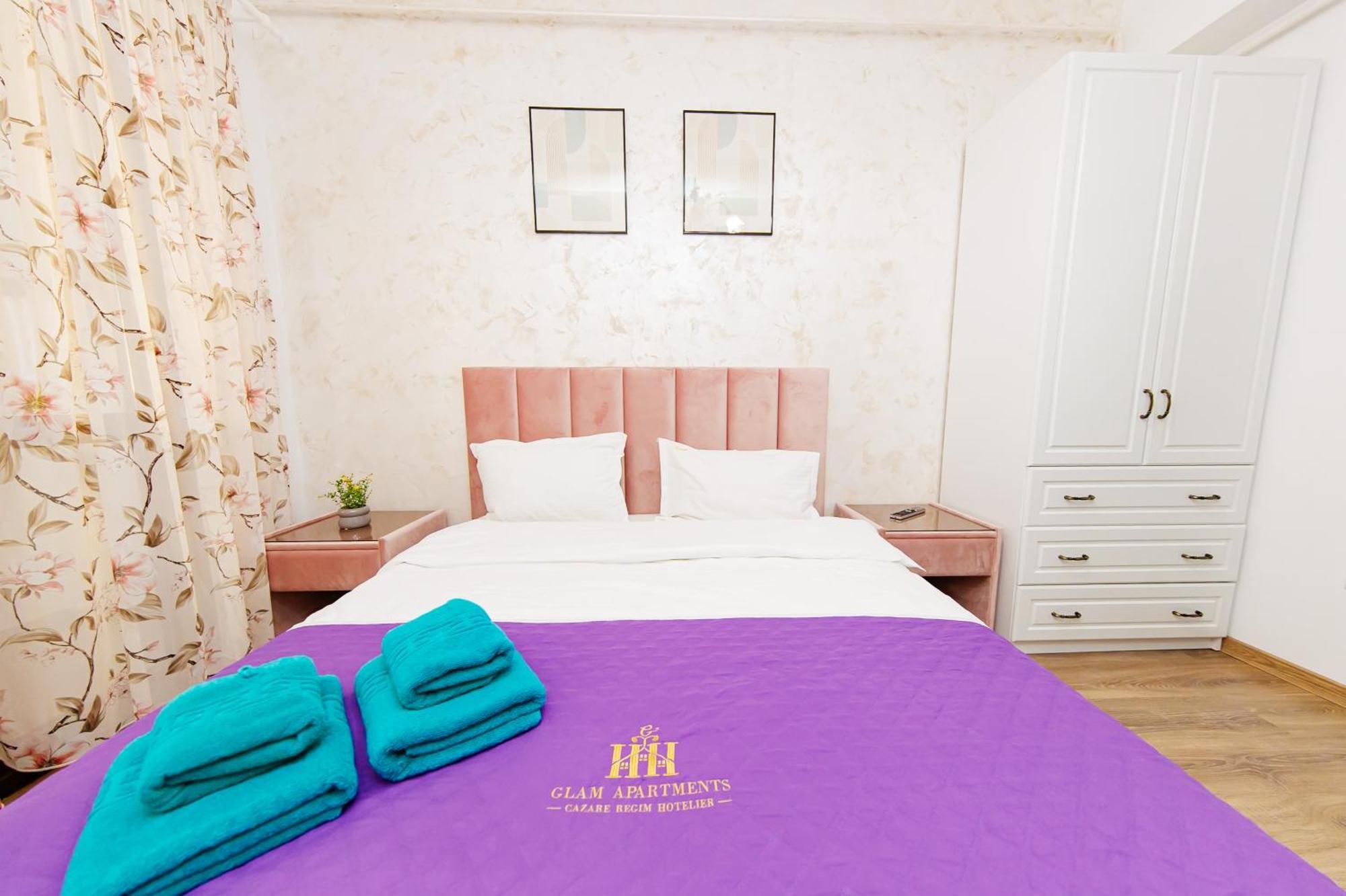 Lazar Towers Studios & Apartments Near Palas Iasi Bagian luar foto