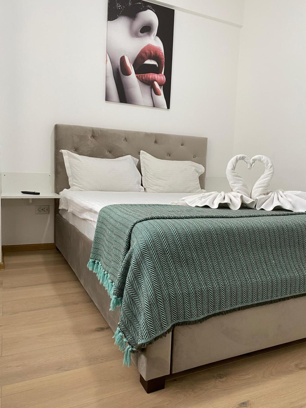 Lazar Towers Studios & Apartments Near Palas Iasi Bagian luar foto
