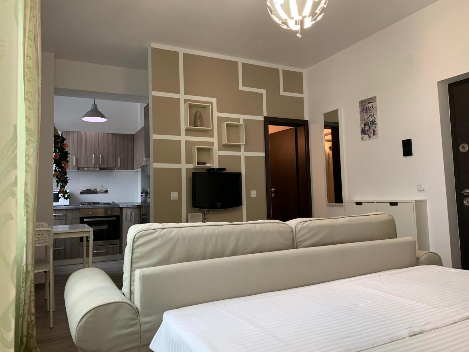 Lazar Towers Studios & Apartments Near Palas Iasi Bagian luar foto