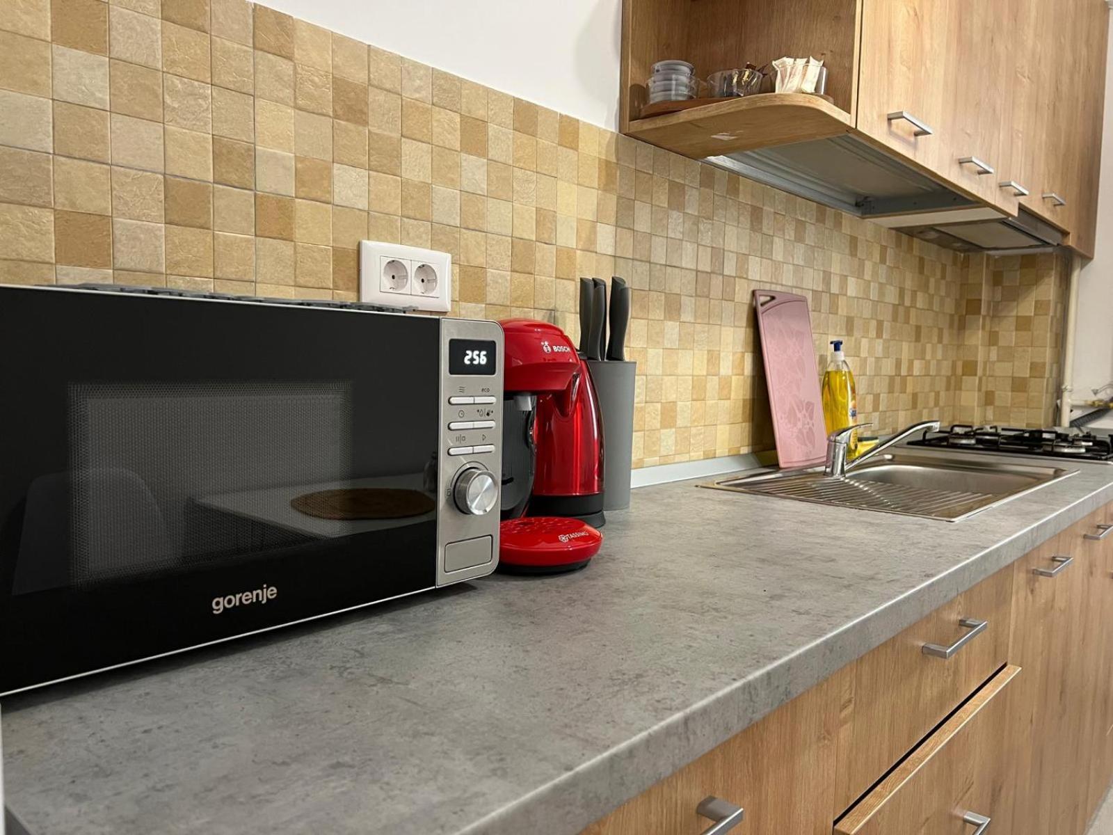 Lazar Towers Studios & Apartments Near Palas Iasi Bagian luar foto