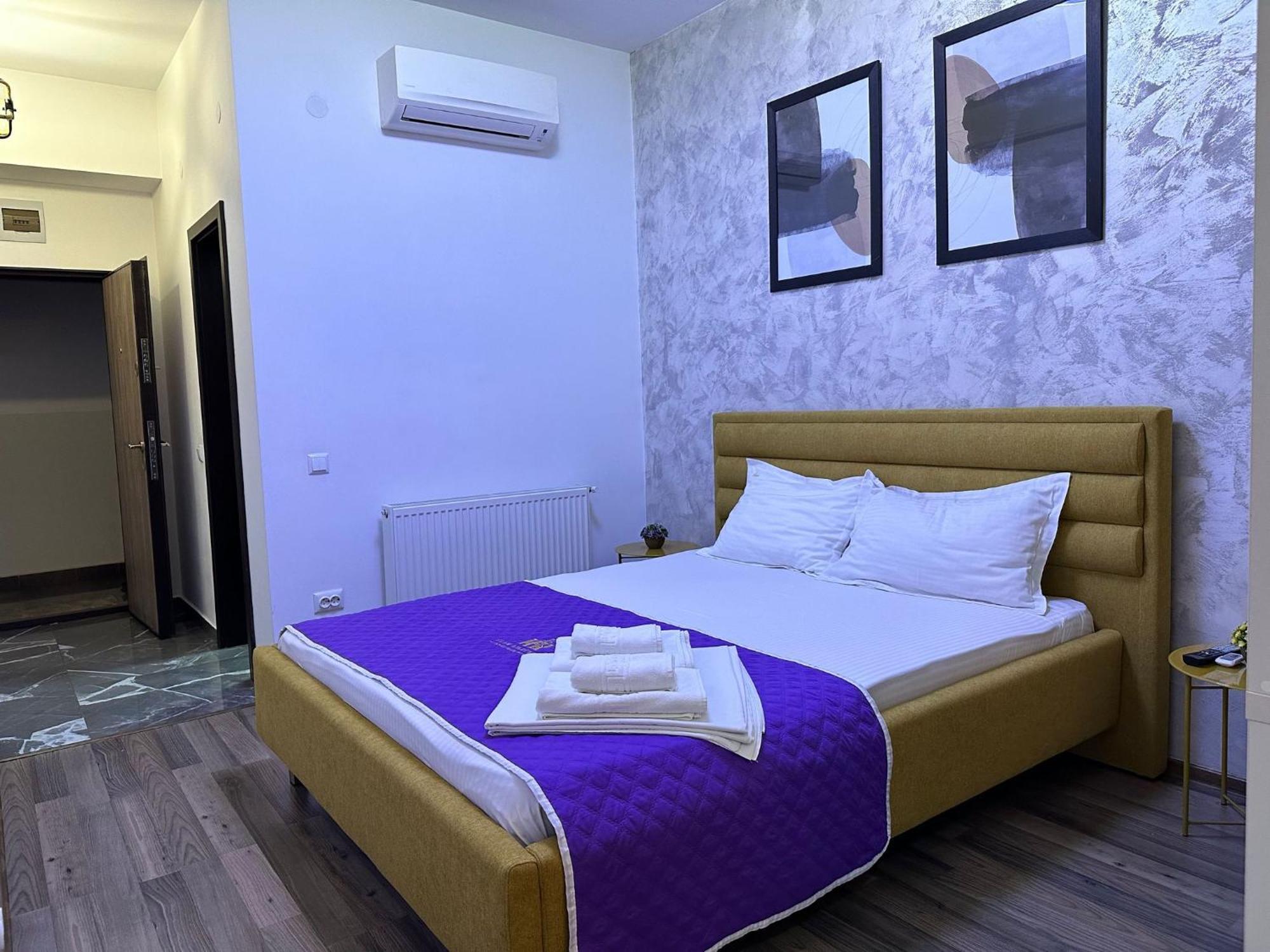 Lazar Towers Studios & Apartments Near Palas Iasi Bagian luar foto
